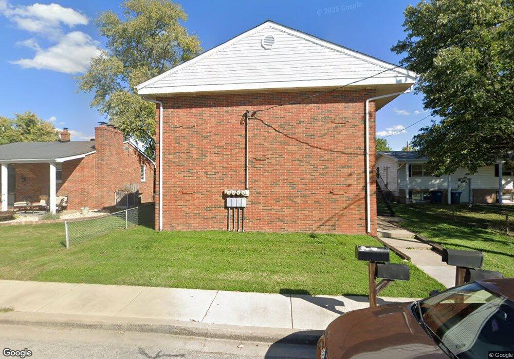 204 S Donk Ave, Maryville, IL 62062 - photo 1