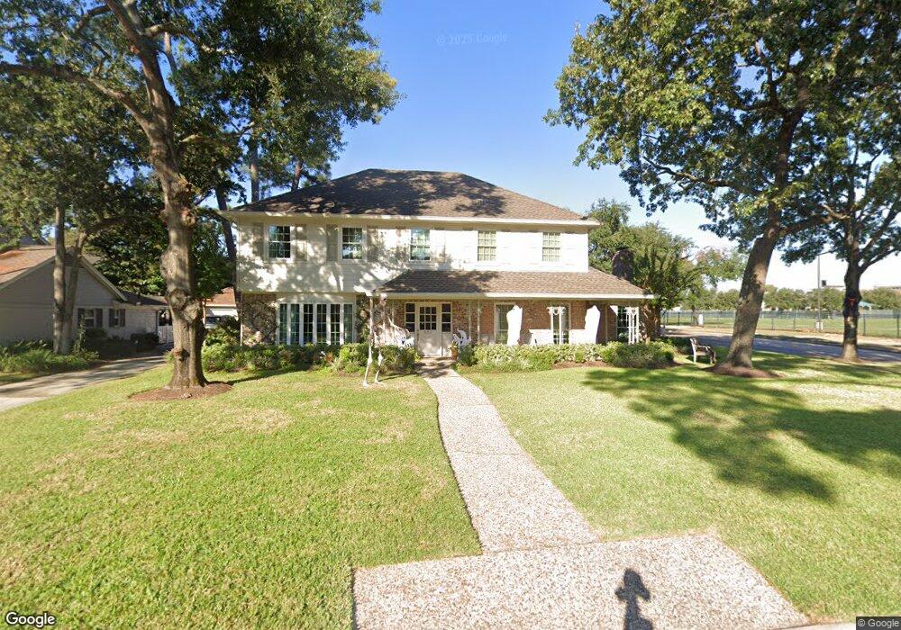 887 Glenchester St, Houston, TX 77079 - photo 1