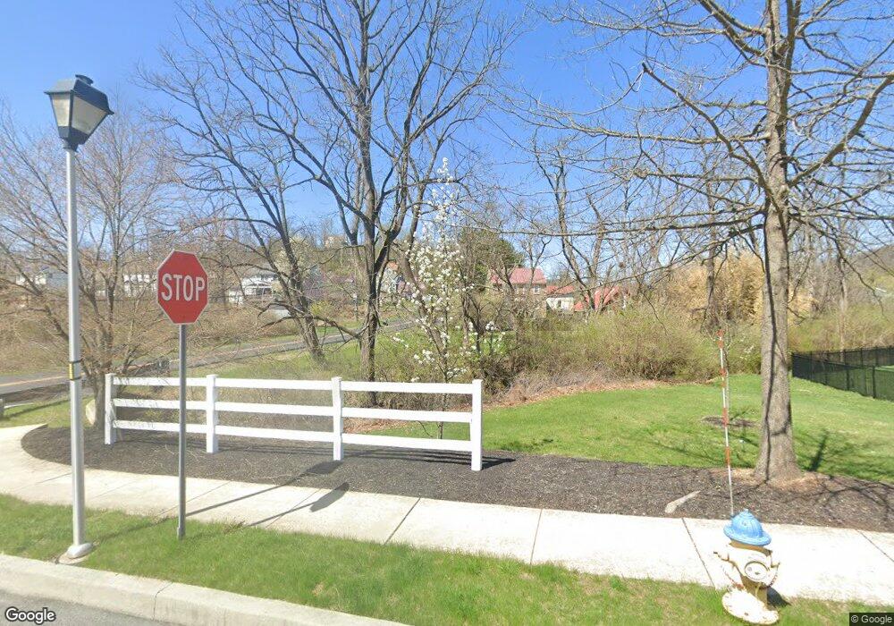 118 Bent Brook Cir, Reading, PA 19606 - photo 1