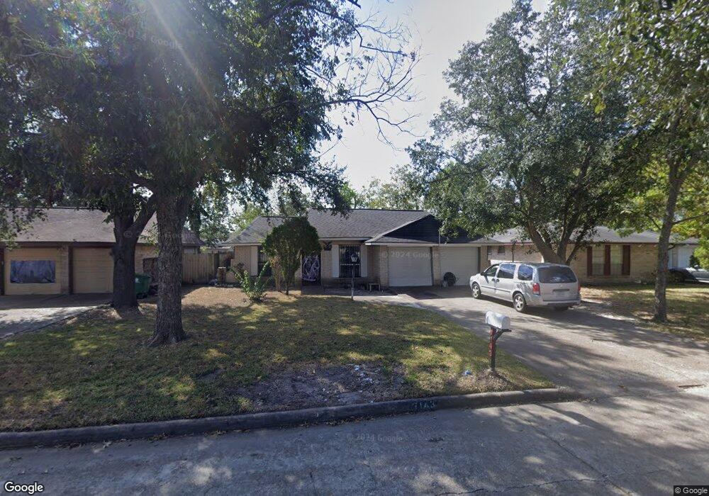 7143 Yellow Pine Dr, Houston, TX 77040 - photo 1