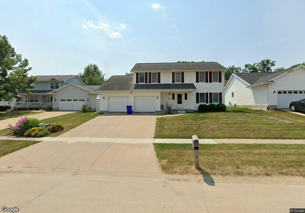 2529 Shawn Ct NW, Cedar Rapids, IA 52405 - photo 1