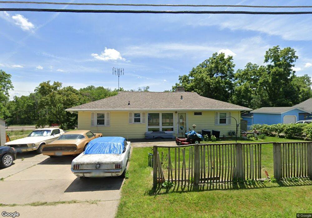 3200 E Euclid Ave, Des Moines, IA 50317 - photo 1