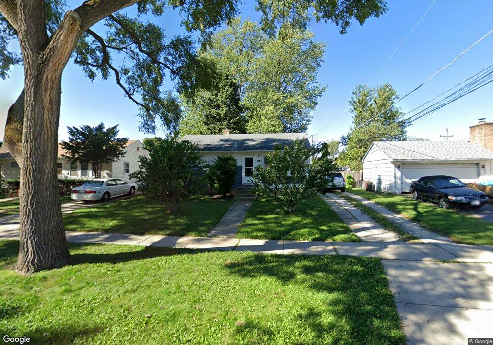 2014 Cedar St, Des Plaines, IL 60018 - photo 1