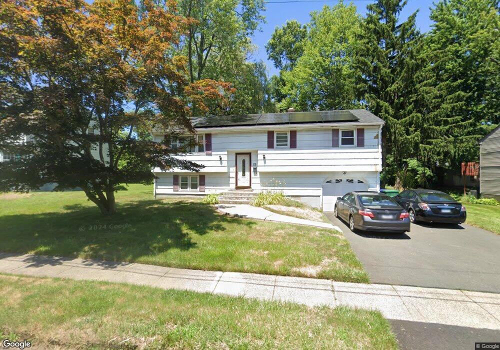 28 Forest Ln, Bloomfield, CT 06002 - photo 1