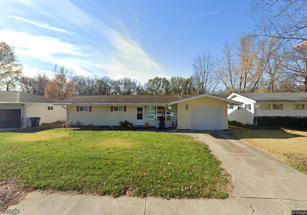 41 S Lakewood Dr, Effingham, IL 62401 - photo 1