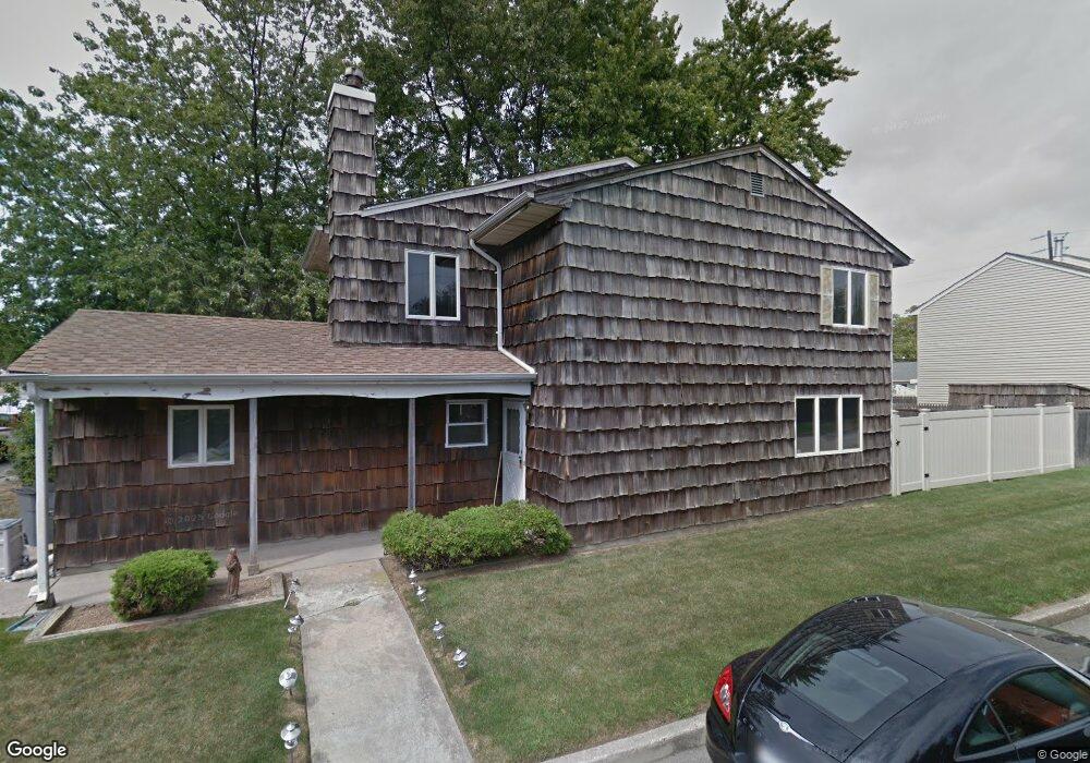 6 Parente Ln N, Island Park, NY 11558 - photo 1