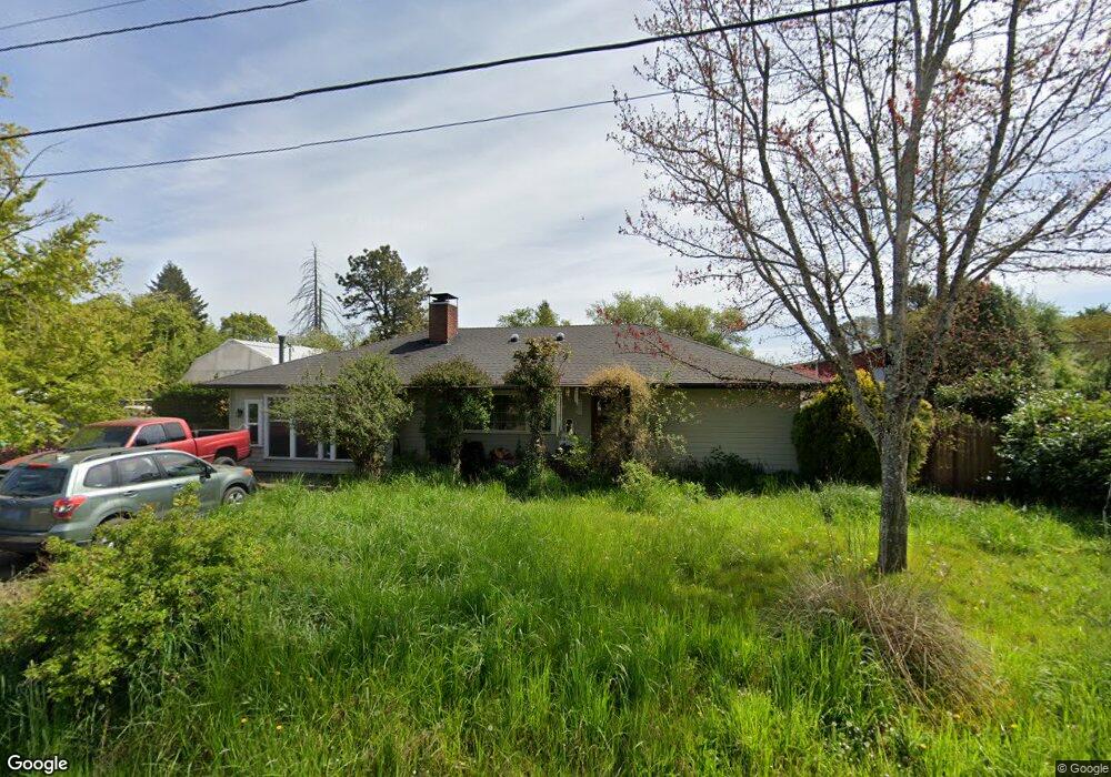 2165 SE Crystal Lake Dr, Corvallis, OR 97333 - photo 1