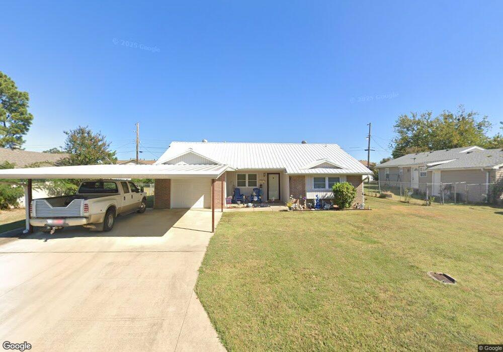 1204 N Highland St, Ada, OK 74820 - photo 1