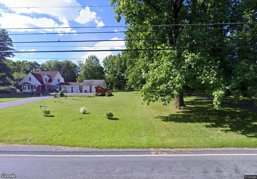 1880 Minesite Rd, Allentown, PA 18103 - photo 1