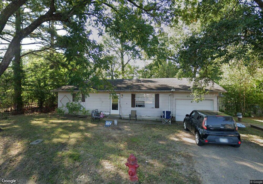 304 SW 5th St, Muldrow, OK 74948 - photo 1