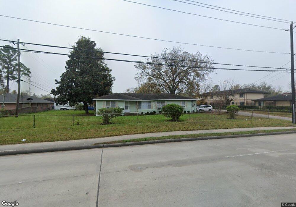 1835 W Little York Rd, Houston, TX 77091 - photo 1