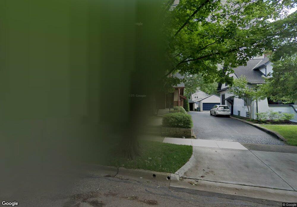 39 Chatham Rd, Columbus, OH 43214 - photo 1