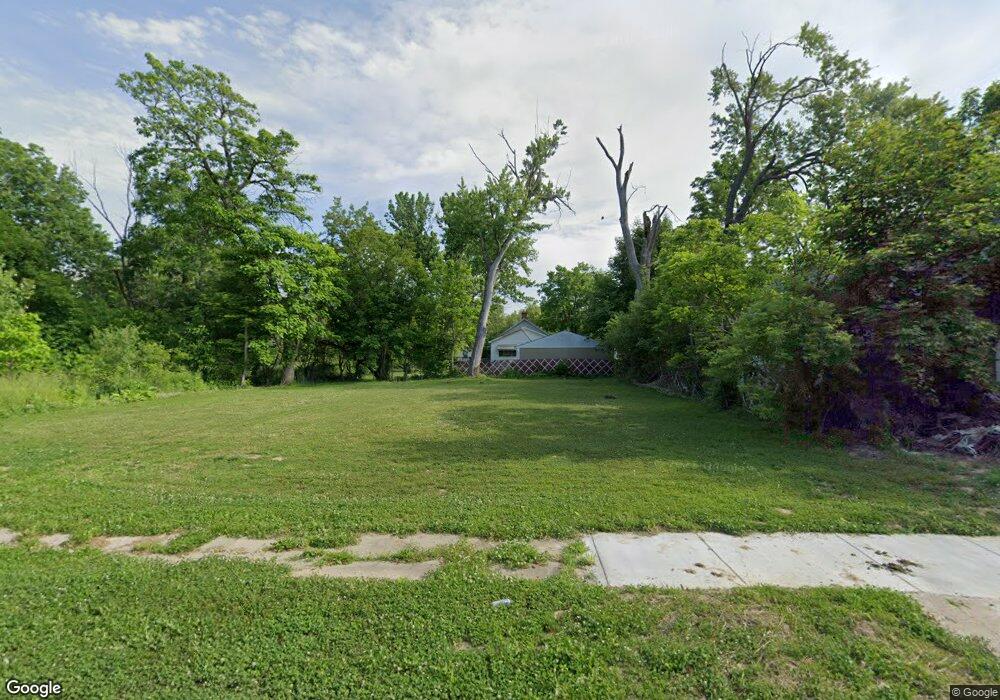 221 E Gracelawn Ave, Flint, MI 48505 - photo 1