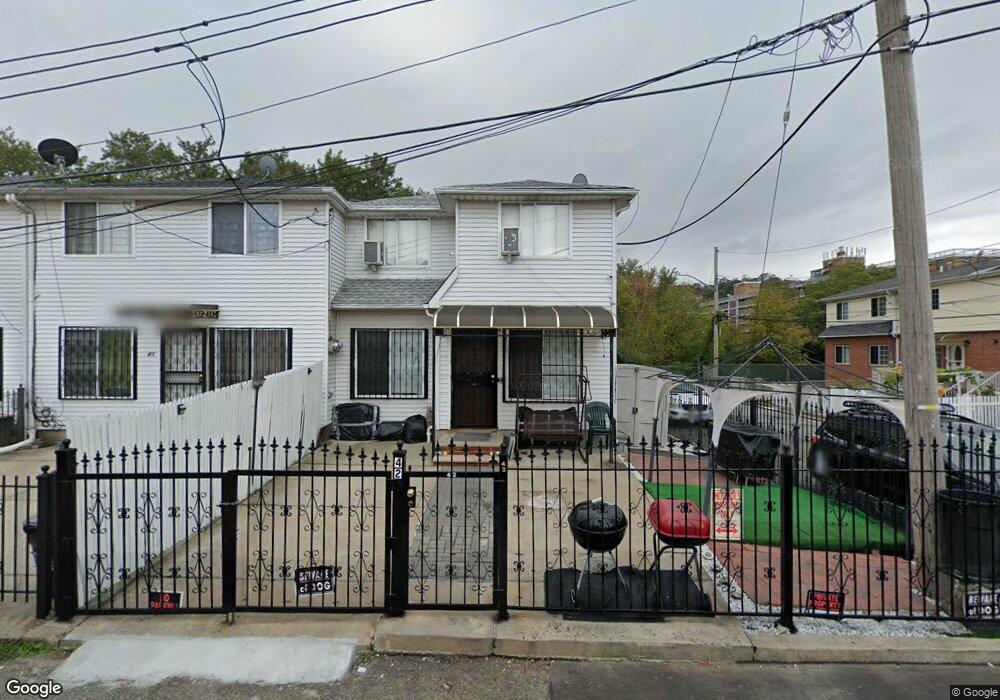 42A Thelma Ct, Staten Island, NY 10304 - photo 1