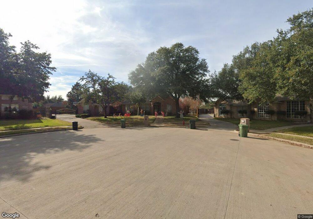 8800 Thornway Dr, North Richland Hills, TX 76182 - photo 1