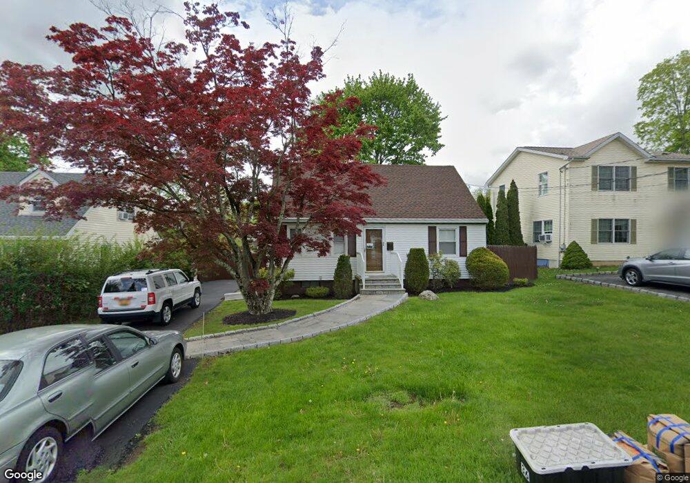 36 Pocantico Rd, Ossining, NY 10562 - photo 1