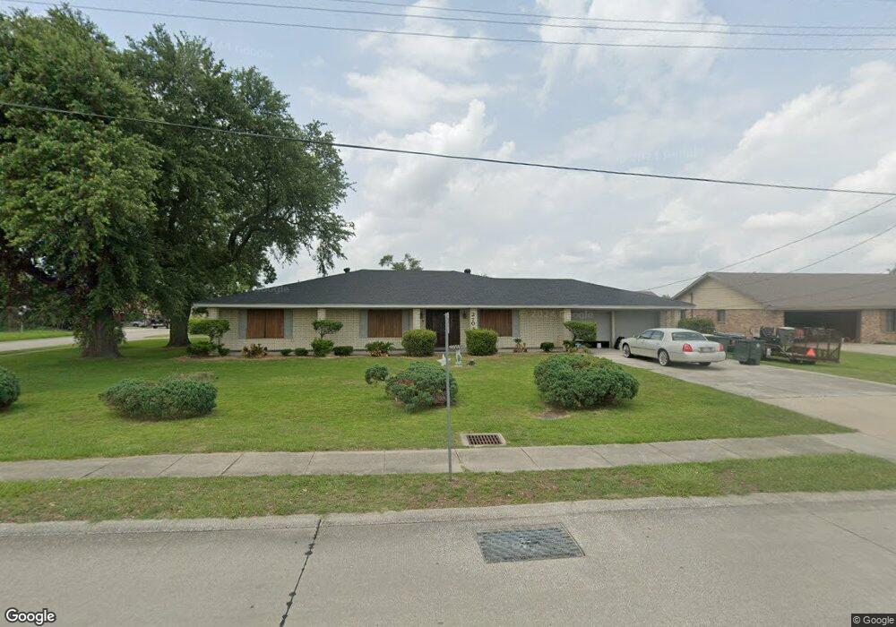 2705 Guy St, Lake Charles, LA 70615 - photo 1