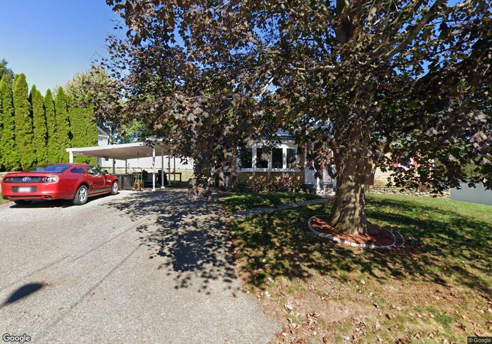 32 Hickory Rd, Leominster, MA 01453 - photo 1