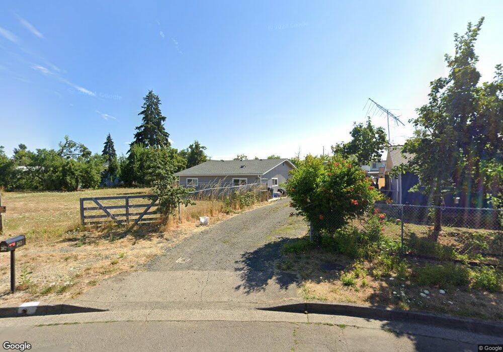362 S 3rd St, Creswell, OR 97426 - photo 1