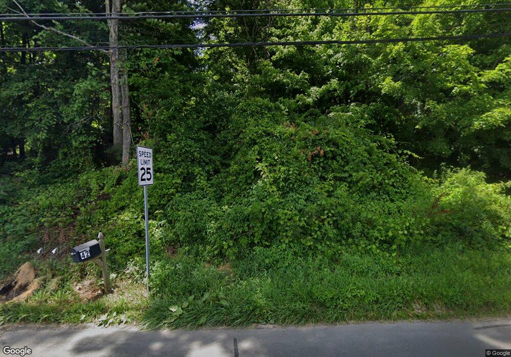 43 Hoskins Rd, Bloomfield, CT 06002 - photo 1