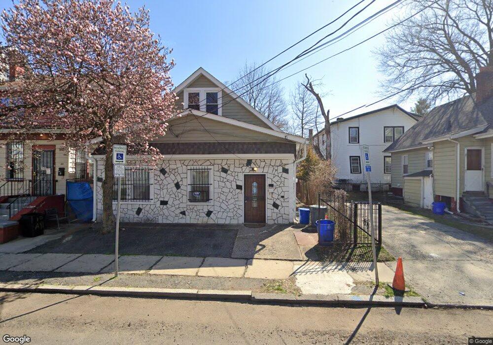 8 Ayr St unit 1, Newark, NJ 07106 - photo 1