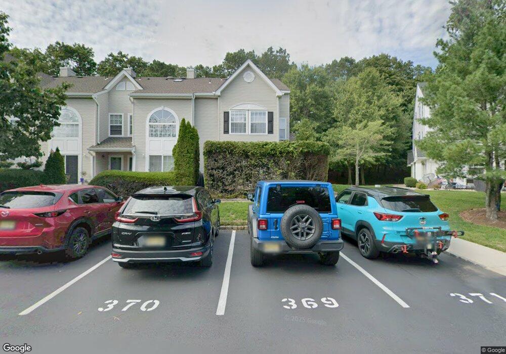 17 Phoenix Ct, Tinton Falls, NJ 07712 - photo 1