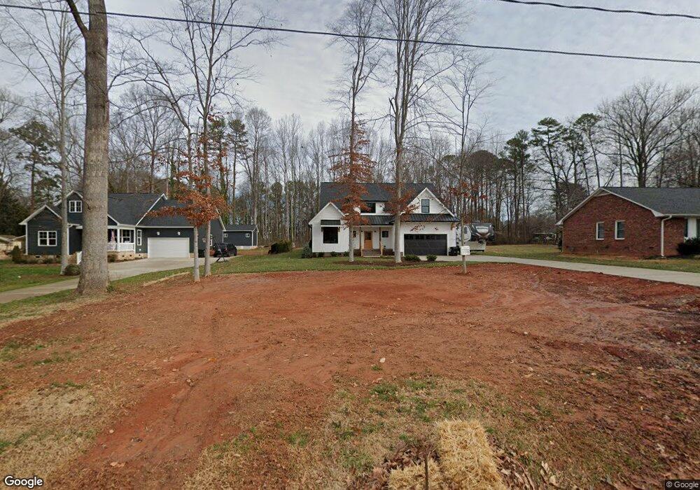 203 Harrison Ln, Gastonia, NC 28056 - photo 1