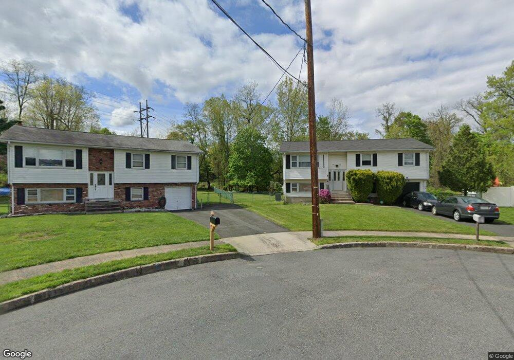 36 Robbins Ct, Haverstraw, NY 10927 - photo 1