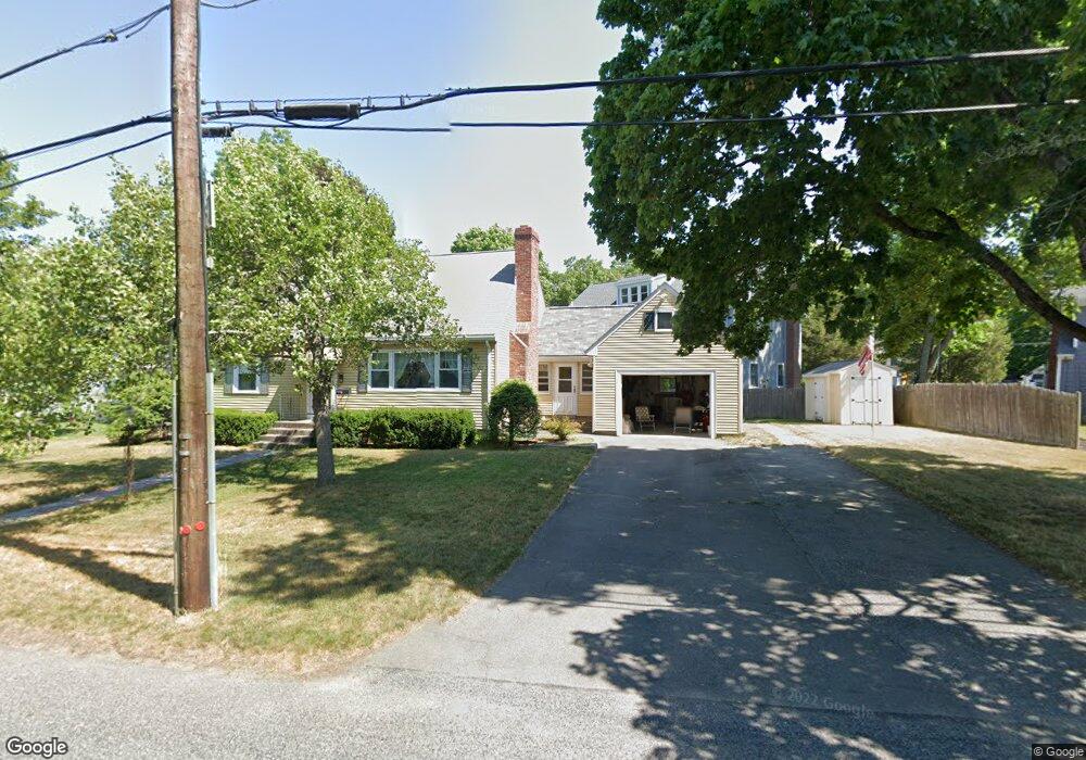 7 Bradley Ave, Wellesley, MA 02482 - photo 1