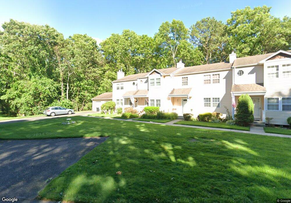 4 Rutledge Commons unit 332, Yaphank, NY 11980 - photo 1