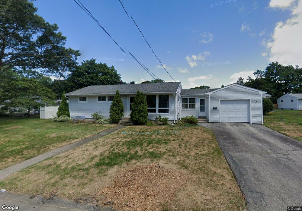 51 Hoyt St, Warwick, RI 02886 - photo 1