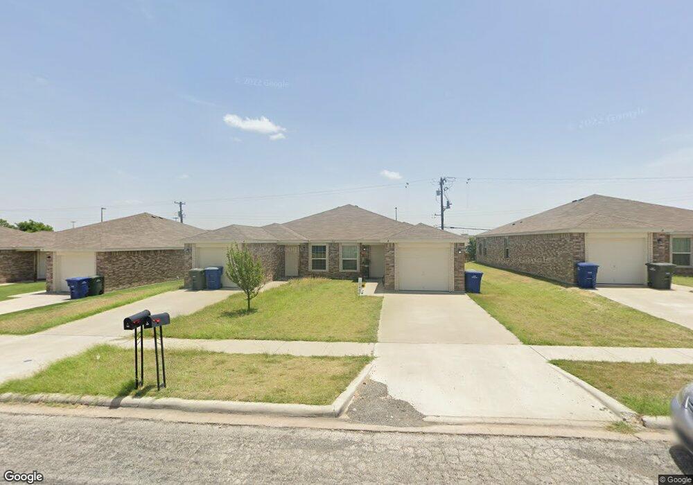 221 Gibson St unit A-B, Copperas Cove, TX 76522 - photo 1