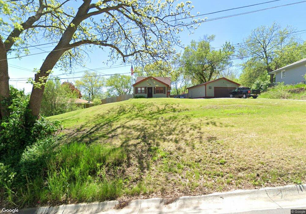 8 Broad St, Des Moines, IA 50315 - photo 1