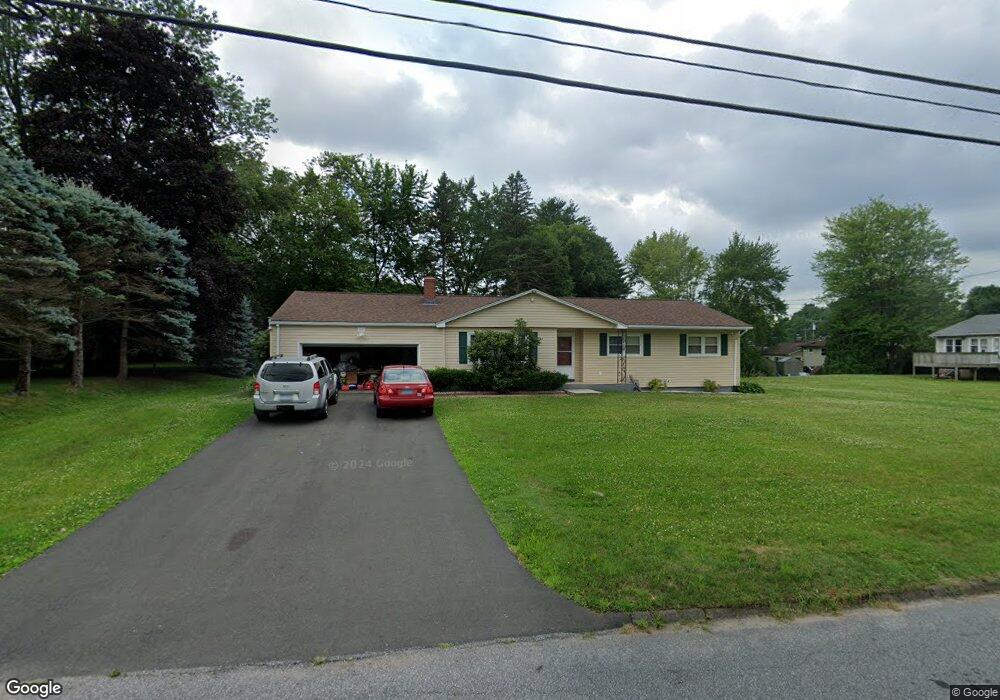 17 Cadwell Rd, Bloomfield, CT 06002 - photo 1