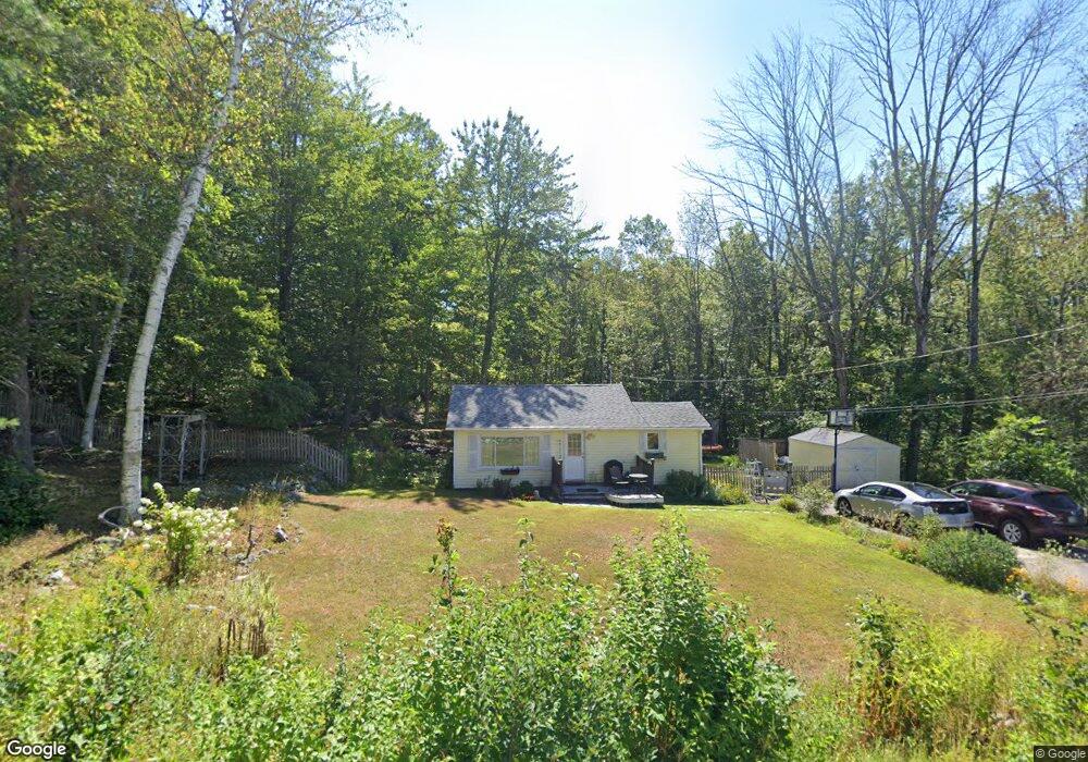 27 Hemlock Dr, Wolfeboro, NH 03894 - photo 1