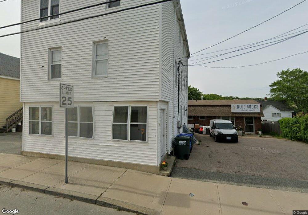 76 Oak St, Westerly, RI 02891 - photo 1