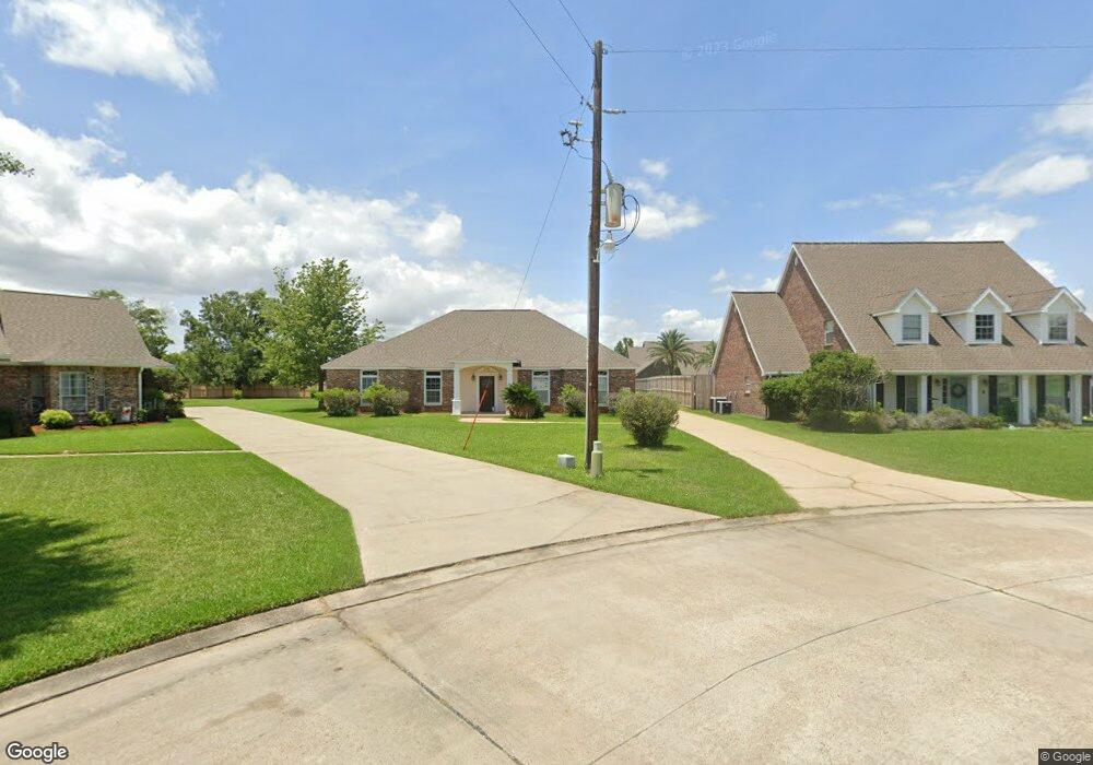 2516 Karen Ln, Lake Charles, LA 70605 - photo 1
