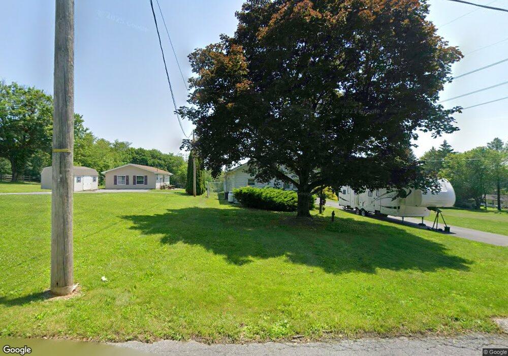 520 E Dannersville Rd, Bath, PA 18014 - photo 1