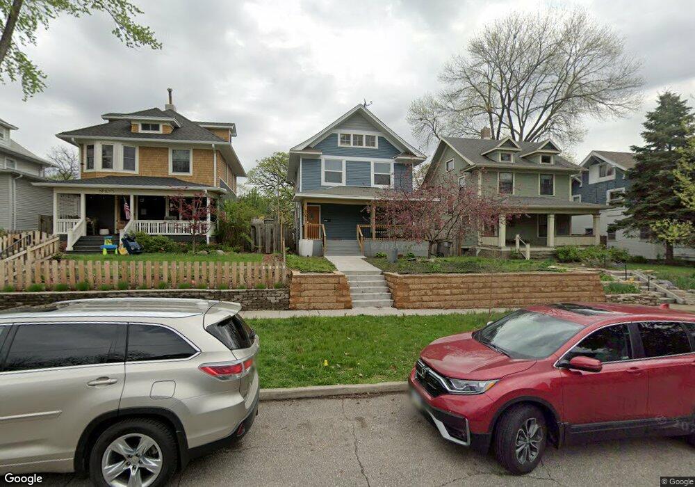 1071 27th St, Des Moines, IA 50311 - photo 1