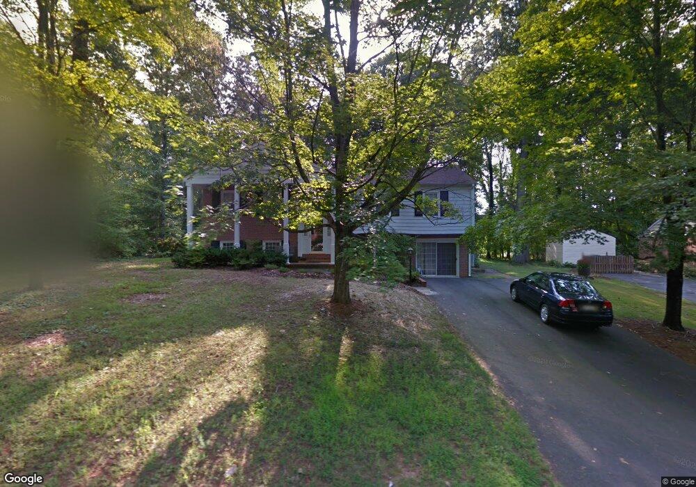 2922 Idlewood Dr, Charlottesville, VA 22901 - photo 1