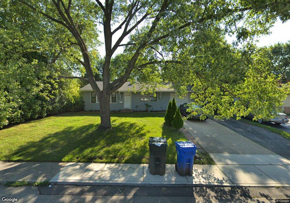 65 Alameda Dr, Carpentersville, IL 60110 - photo 1