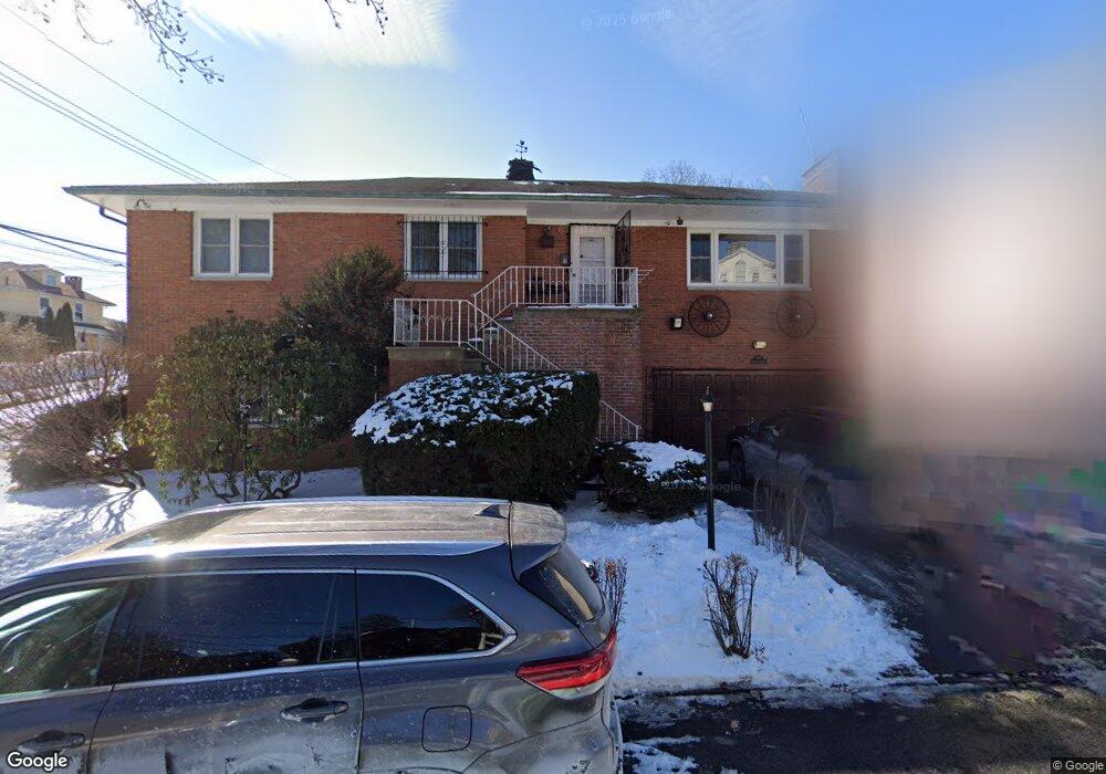 127 Ridge Dr, Yonkers, NY 10705 - photo 1