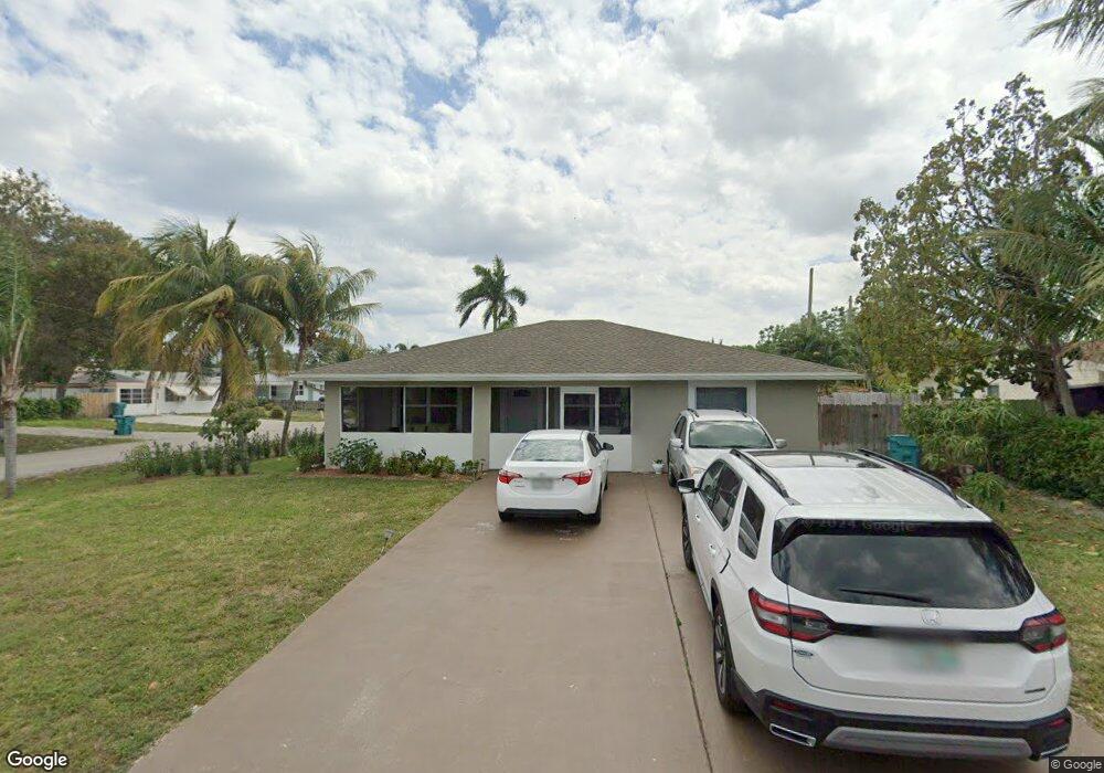 166 N Palm Dr, Boynton Beach, FL 33435 - photo 1