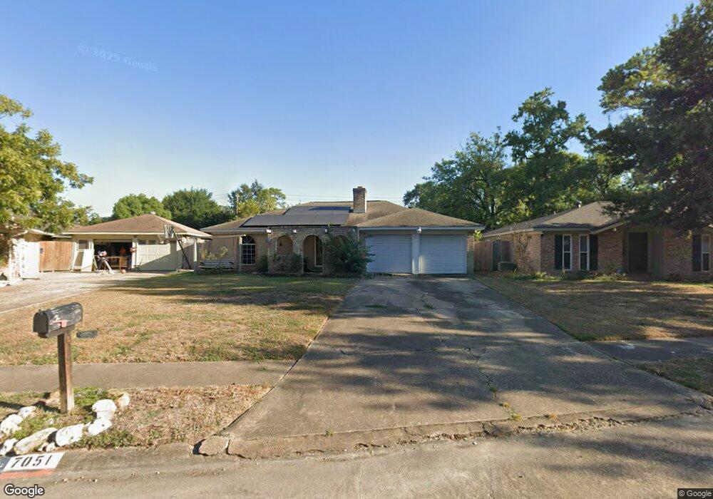 7051 Shady Arbor Ln, Houston, TX 77040 - photo 1