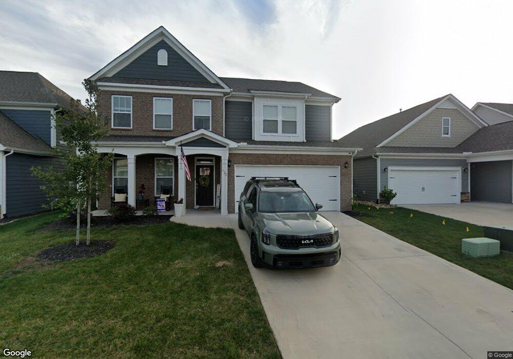 123 Fox Cove Rd, Hendersonville, NC 28792 - photo 1