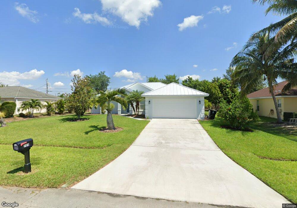 725 SW Jacoby Ave, Port Saint Lucie, FL 34953 - photo 1