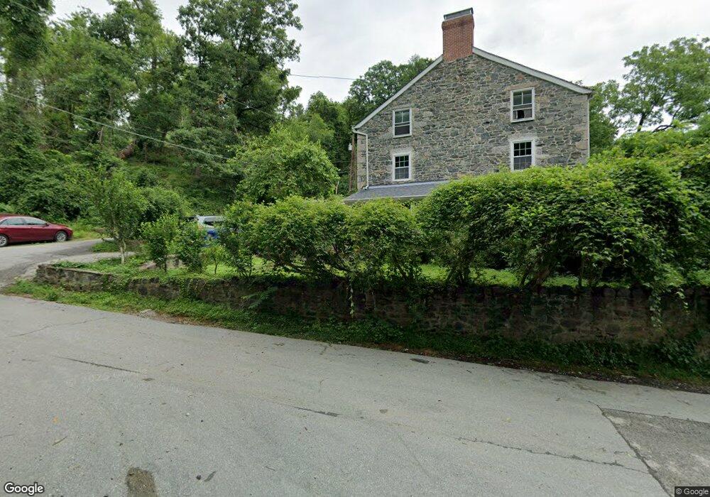 301 Gun Rd, Halethorpe, MD 21227 - photo 1