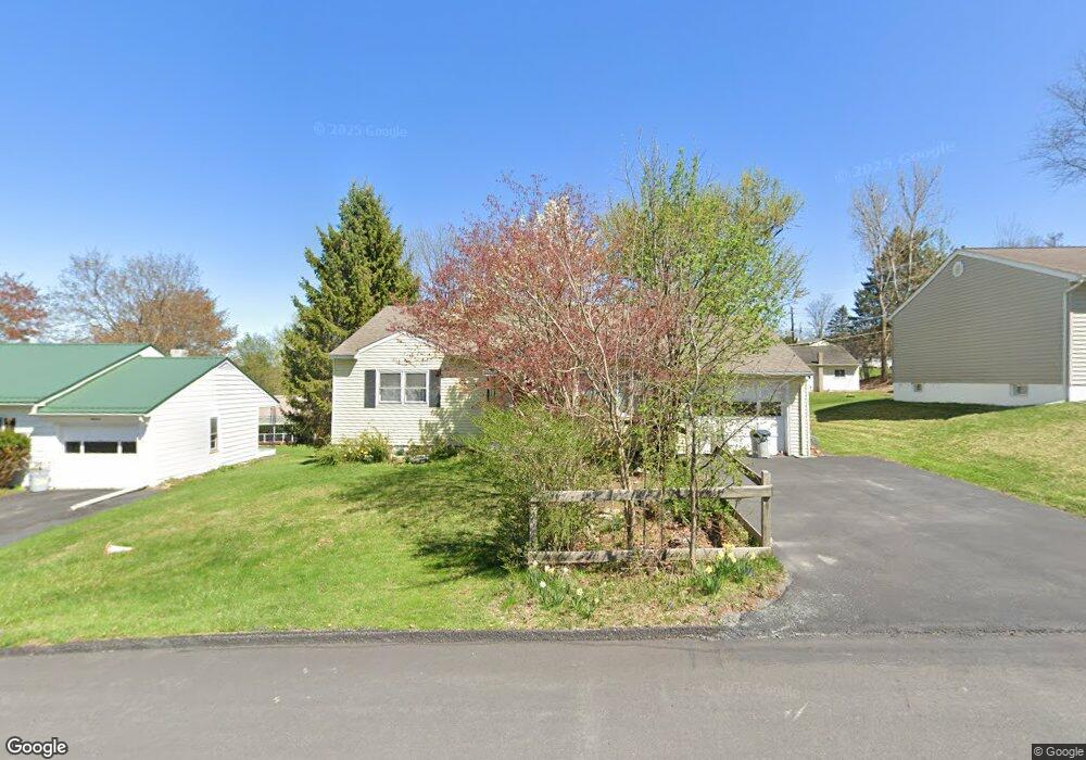 21 Maplewood Dr, Honesdale, PA 18431 - photo 1