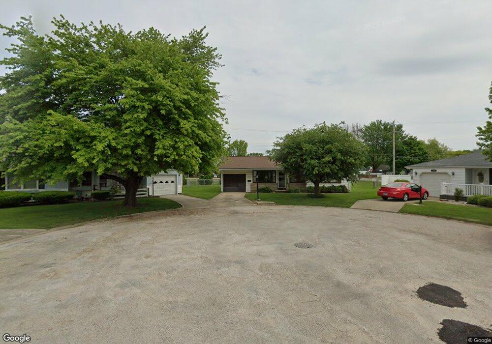 908 Rudy Ave, Mattoon, IL 61938 - photo 1