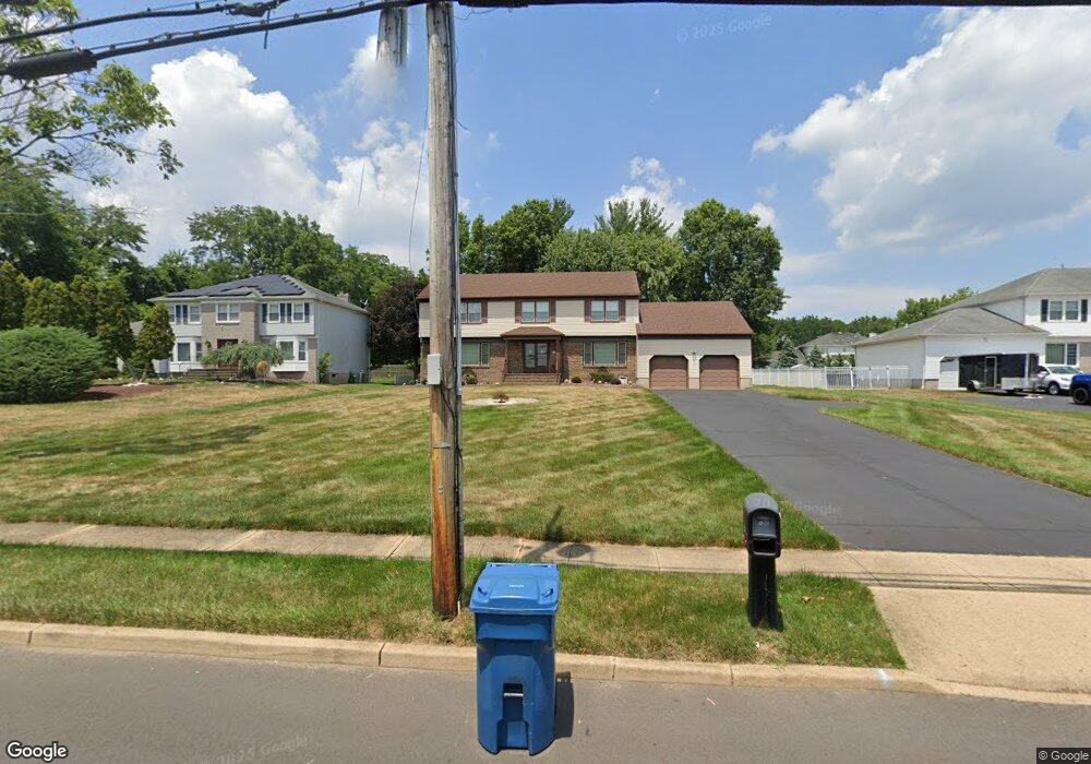 132 Wyncrest Rd, Marlboro, NJ 07746 - photo 1